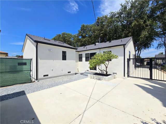 6327 California, Long Beach, CA 90805