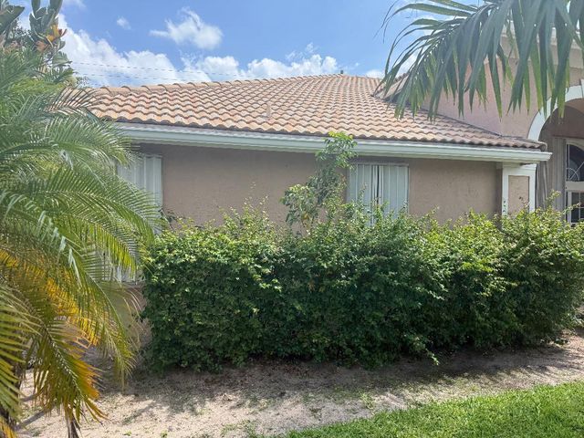 4862 Cypress Drive S, Boynton Beach, FL 33436