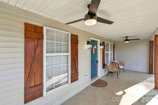 3889 Colt Court, Lenoir, NC 28645