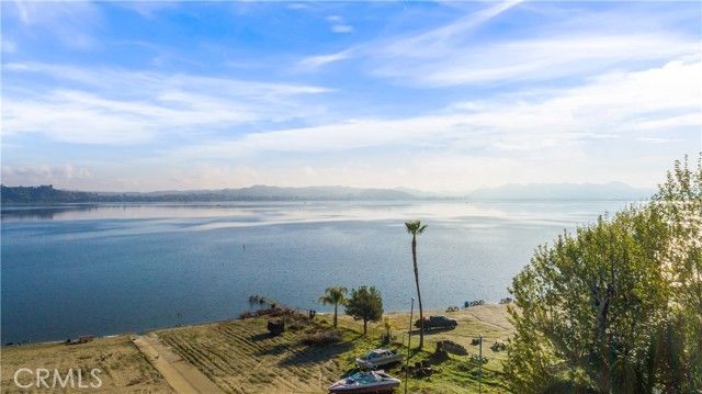 32912 Ethlene Drive, Lake Elsinore, CA 92530