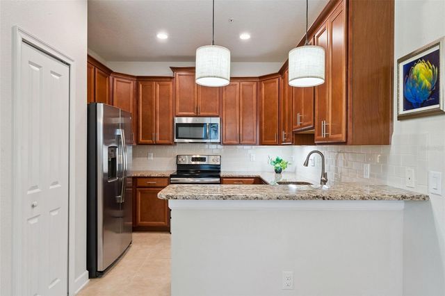 3628 SOLANA CIRCLE D, Clermont, FL 34711