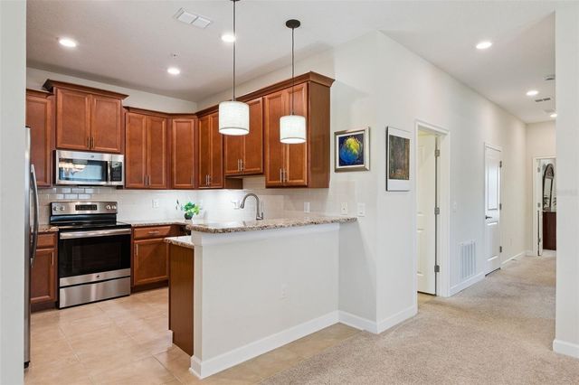 3628 SOLANA CIRCLE D, Clermont, FL 34711