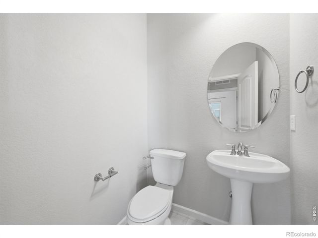 882 Jenny Lane, Berthoud, CO 80513