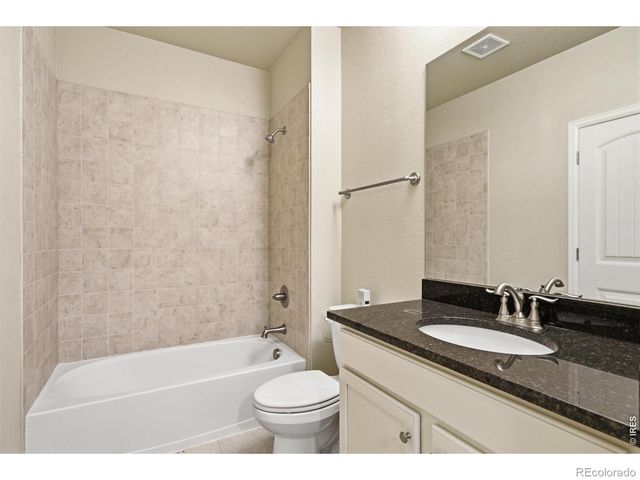 882 Jenny Lane, Berthoud, CO 80513