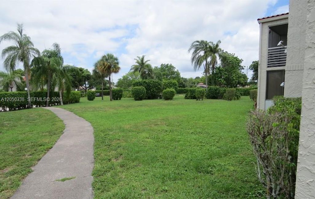7435 Woodmont Ter 101, Tamarac, FL 33321