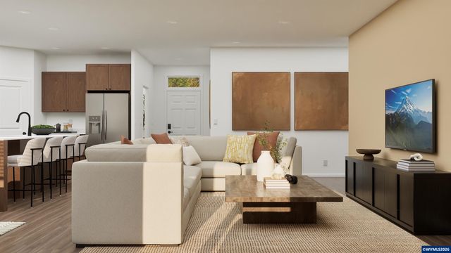 1083 Clemson St, Woodburn, OR 97071