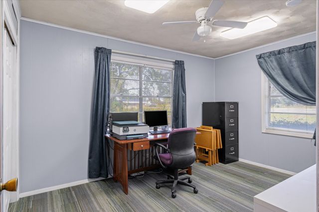 726 W Lennon Drive, Emory, TX 75440