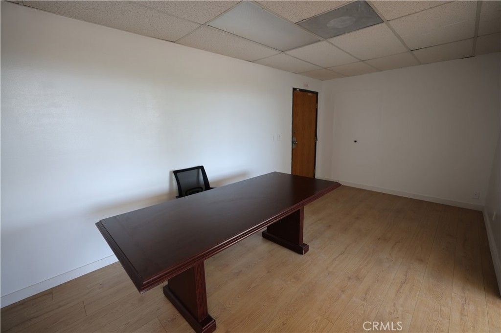 19737 Ventura Boulevard 300, Woodland Hills, CA 91364 — photo 3