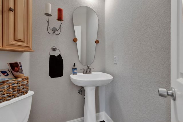 9024 Wildwater WAY, Round Rock, TX 78681