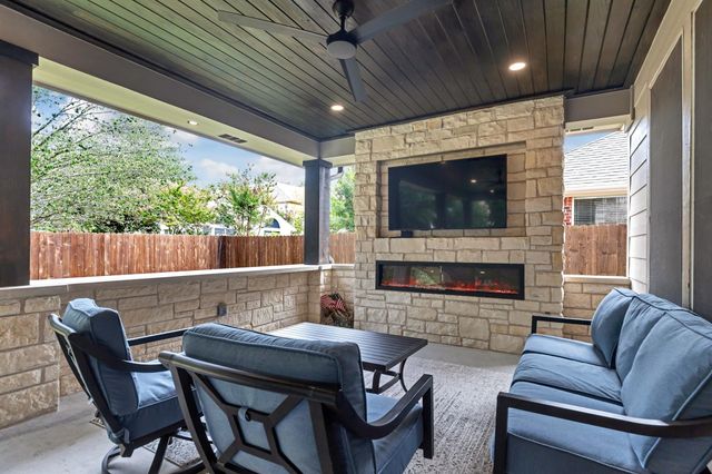 9024 Wildwater WAY, Round Rock, TX 78681