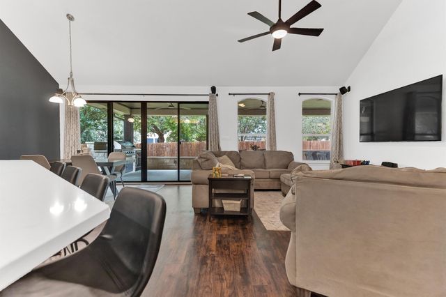 9024 Wildwater WAY, Round Rock, TX 78681