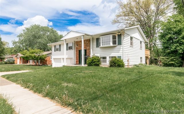 1103 Woodbourne Drive, New Albany, IN 47150