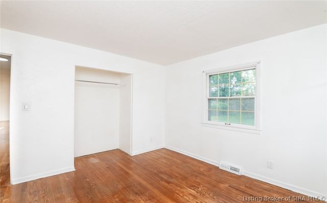1103 Woodbourne Drive, New Albany, IN 47150