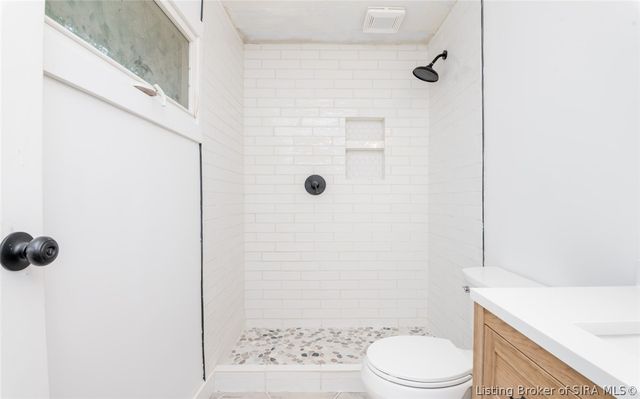 1103 Woodbourne Drive, New Albany, IN 47150
