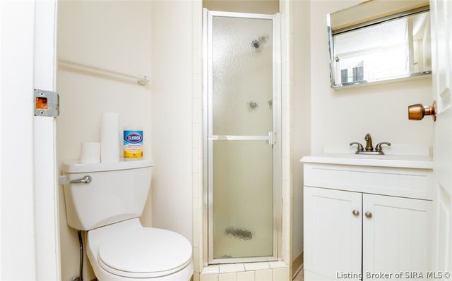 1103 Woodbourne Drive, New Albany, IN 47150