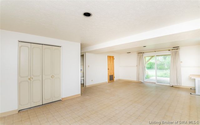 1103 Woodbourne Drive, New Albany, IN 47150