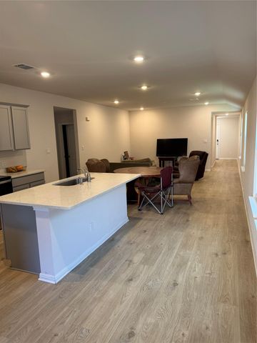 140 Grey Slate Ave, Marble Falls, TX 78654