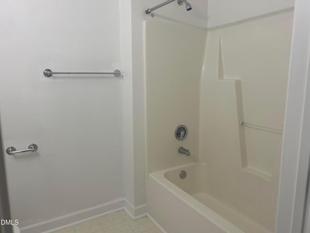 100 Campus Walk Trail 302, Elon, NC 27244