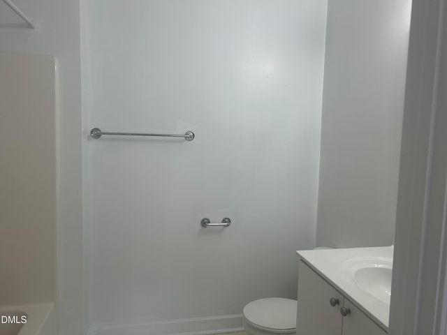 100 Campus Walk Trail 302, Elon, NC 27244