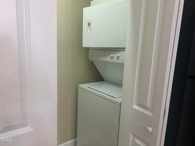 100 Campus Walk Trail 302, Elon, NC 27244