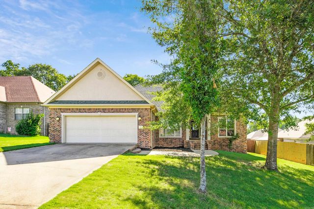 13 Savannah Court, Cabot, AR 72023