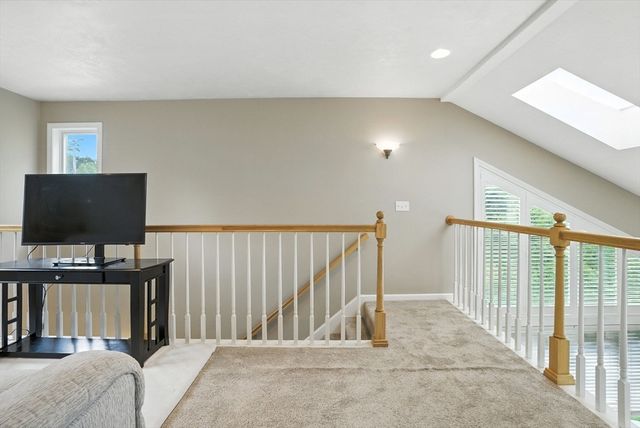 27 Solomon Pond Rd A, Northborough, MA 01532