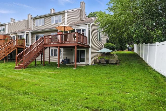 27 Solomon Pond Rd A, Northborough, MA 01532