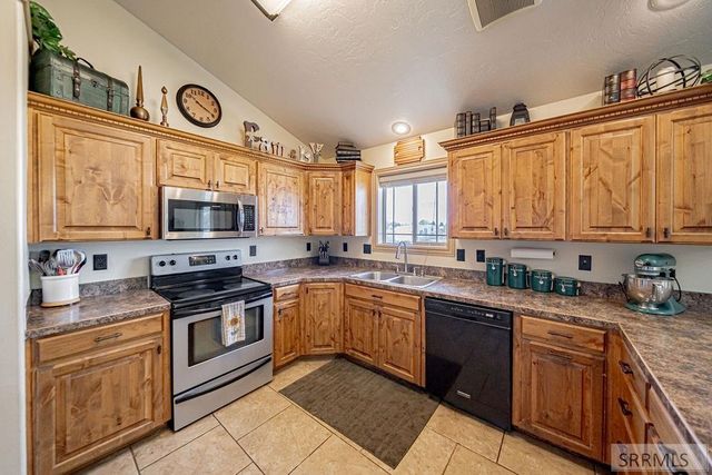 11121 N 40 E, Idaho Falls, ID 83401