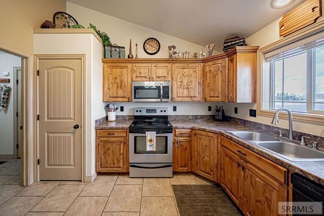 11121 N 40 E, Idaho Falls, ID 83401