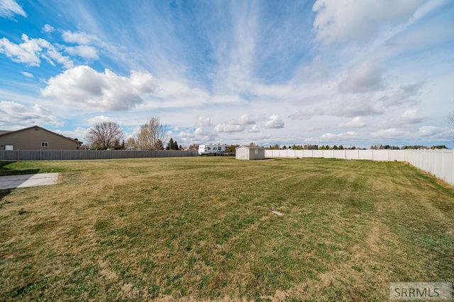 11121 N 40 E, Idaho Falls, ID 83401