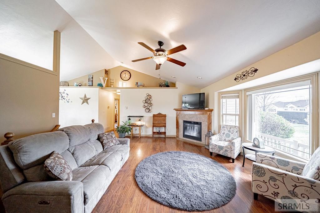 Image 10 of property listing at 11121 N 40 E, Idaho Falls, ID 83401