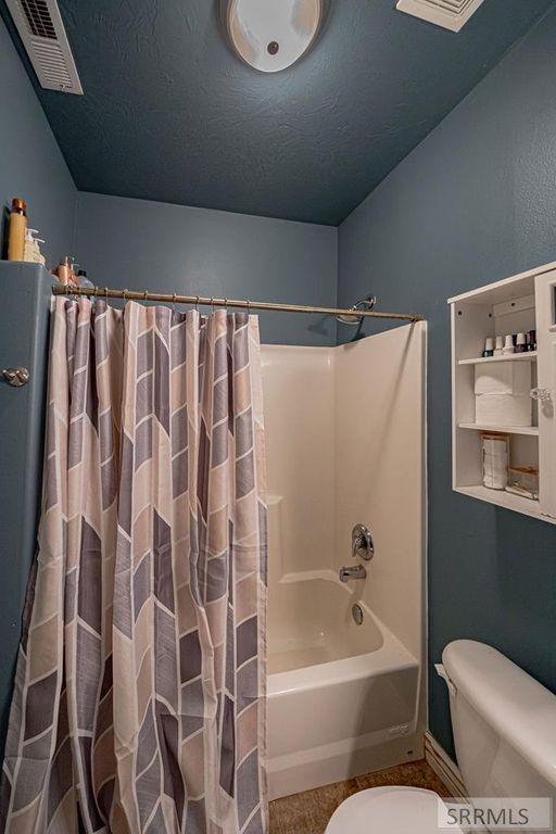 Image 59 of property listing at 11121 N 40 E, Idaho Falls, ID 83401