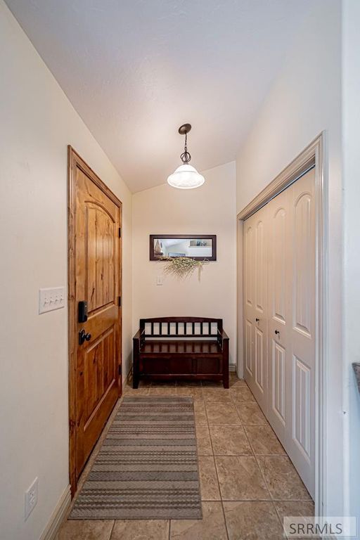 Image 7 of property listing at 11121 N 40 E, Idaho Falls, ID 83401