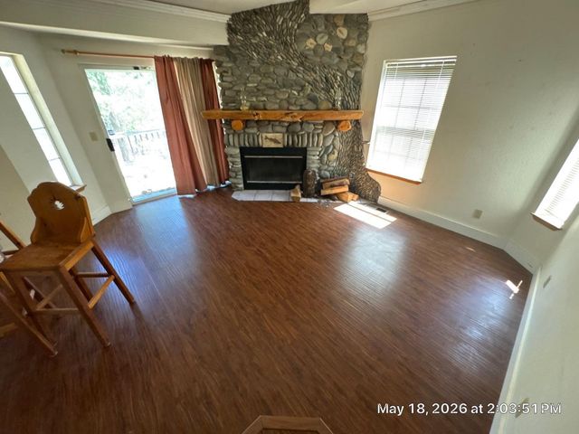 6396 Log Cabin Ln, Placerville, CA 95667