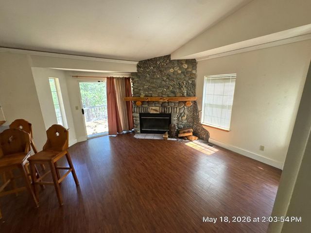 6396 Log Cabin Ln, Placerville, CA 95667
