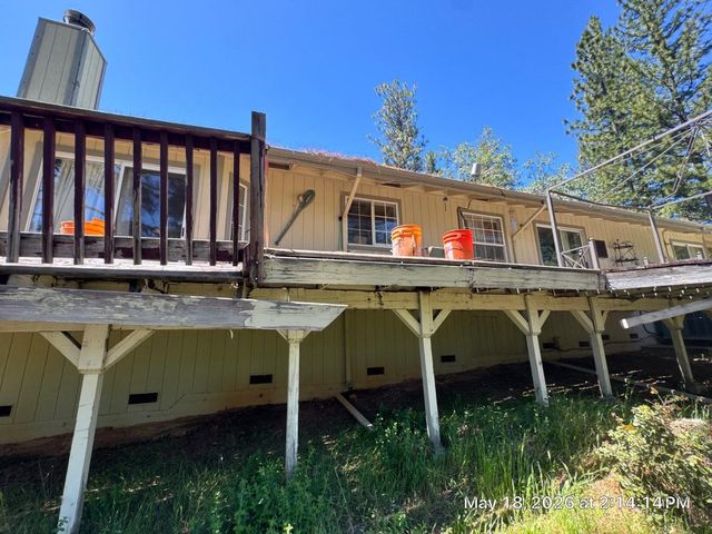 6396 Log Cabin Ln, Placerville, CA 95667