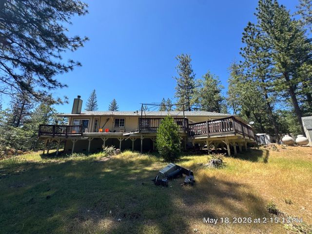 6396 Log Cabin Ln, Placerville, CA 95667