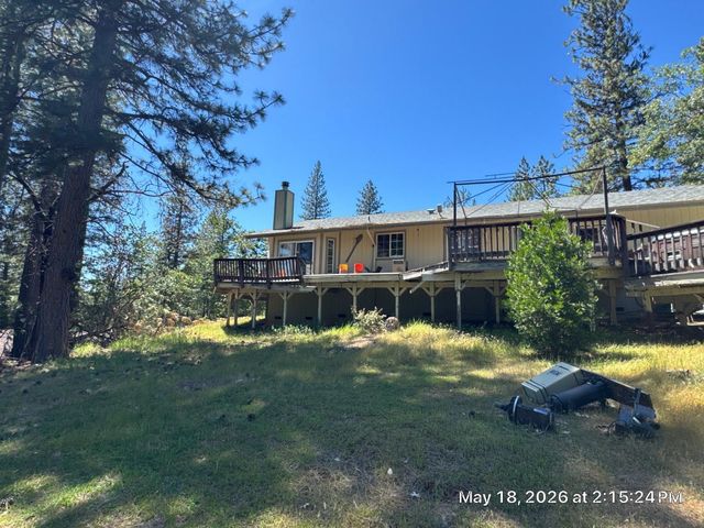 6396 Log Cabin Ln, Placerville, CA 95667