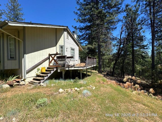 6396 Log Cabin Ln, Placerville, CA 95667