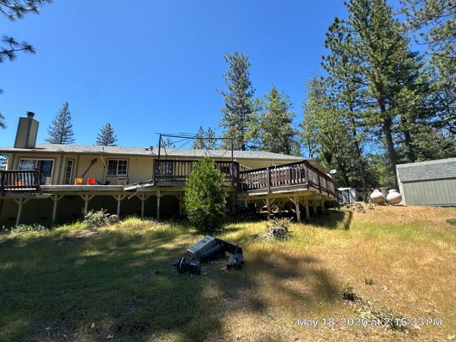 6396 Log Cabin Ln, Placerville, CA 95667