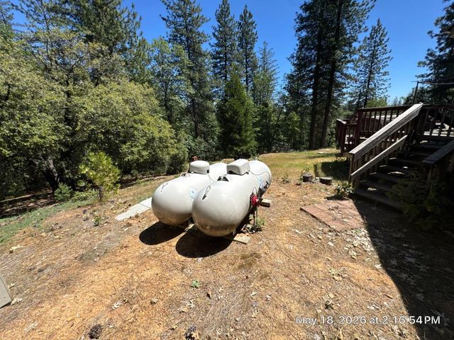 6396 Log Cabin Ln, Placerville, CA 95667