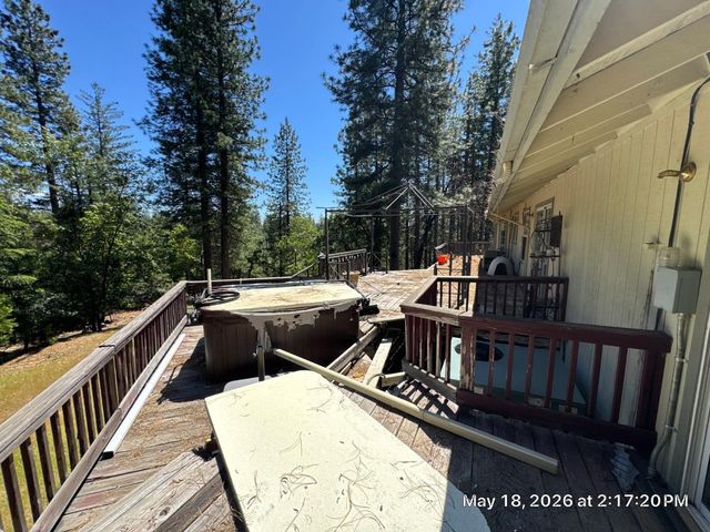 6396 Log Cabin Ln, Placerville, CA 95667