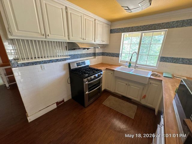 6396 Log Cabin Ln, Placerville, CA 95667