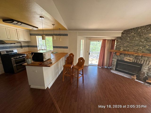 6396 Log Cabin Ln, Placerville, CA 95667