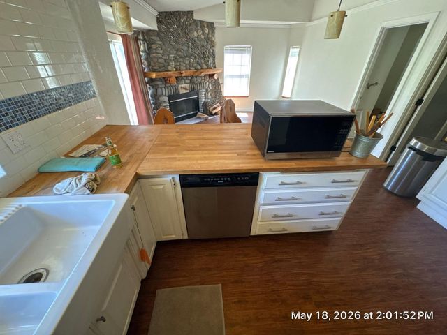 6396 Log Cabin Ln, Placerville, CA 95667