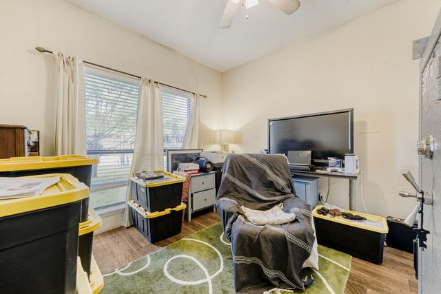 6525 Greenway Road, Fort Worth, TX 76116