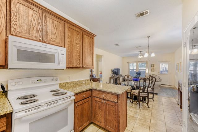 6525 Greenway Road, Fort Worth, TX 76116