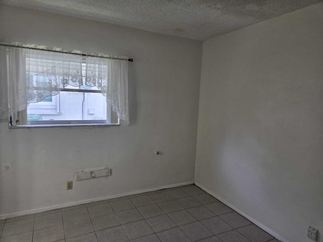 5805 NW 83rd Avenue, Tamarac, FL 33321