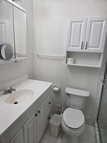 5805 NW 83rd Avenue, Tamarac, FL 33321
