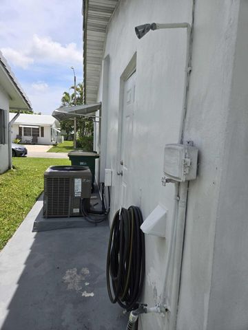 5805 NW 83rd Avenue, Tamarac, FL 33321